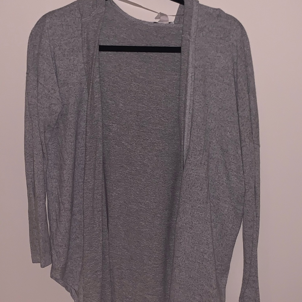 Grey cardigan with hood